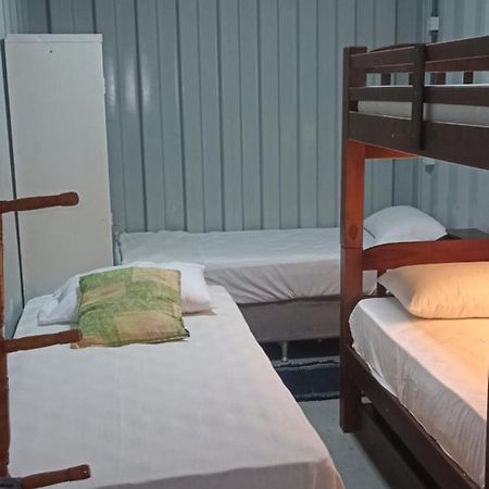 Pousada Hostel Legatum - Proximo A Br 101 E Boulevard Shopping 캄푸스 두스 고이타카지스 외부 사진
