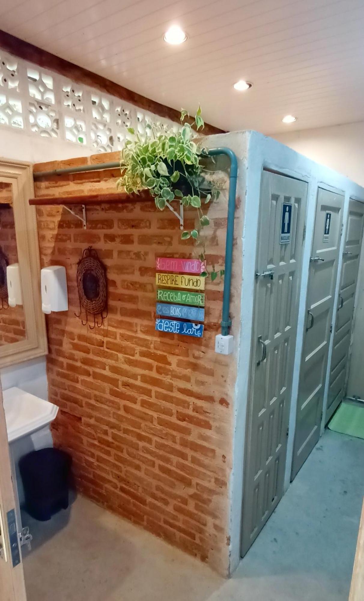 Pousada Hostel Legatum - Proximo A Br 101 E Boulevard Shopping 캄푸스 두스 고이타카지스 외부 사진